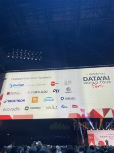 Conférence Databricks AI, logos entreprises, public.